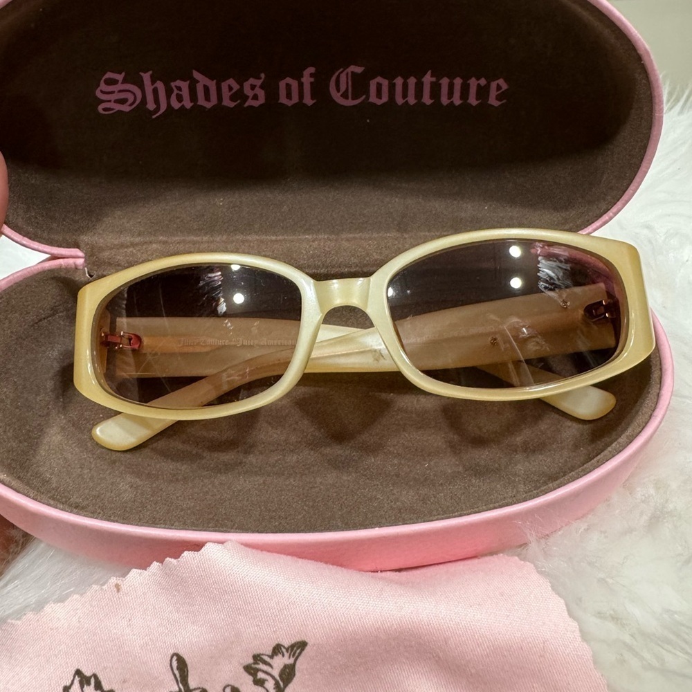 SUPER RARE VINTAGE Juicy Couture Beige Sunglasses with Pink Case - Picture 2 of 14